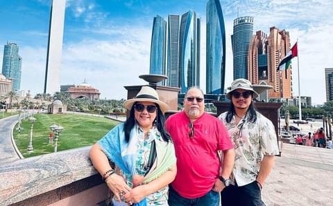 Private City Tour of Abu Dhabi with Pickup from Dubai