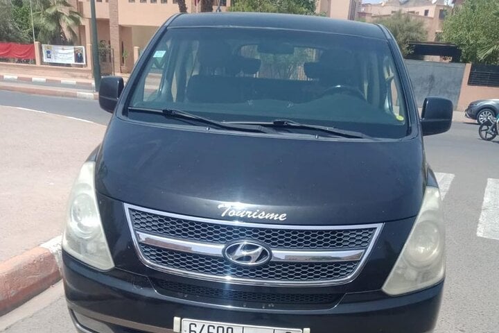 Private transfer back and forth for all evening