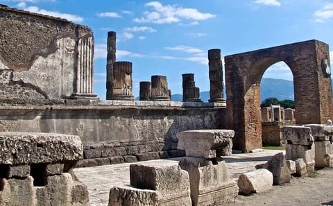 Pompeii Archaeological Park Tour from Naples by Minivan