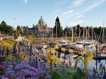 Vancouver 2-Day Explorer Tour to Victoria and Nanaimo