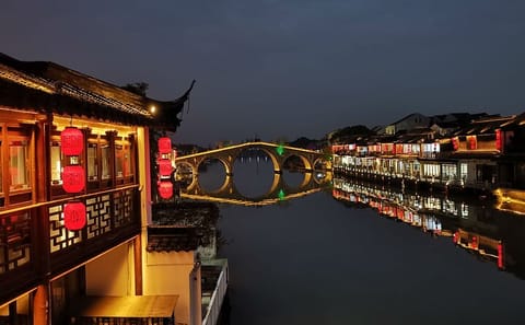 Private 2-Day Cultural Tour of Shanghai's Highlights