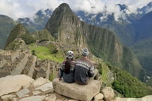 2 Day Tour: Sacred Valley and Machu Picchu by Train