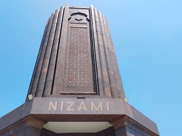 Nizami_Ganjavi_mausoleum_in_Ganja,_Azerbaijan_Ganja_tour_Baku_Nizami_Ganjavi