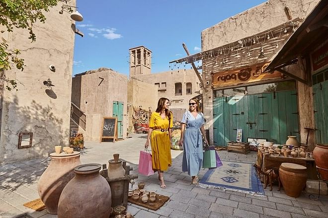 Visita guiada a pie por el casco antiguo de Dubái a Al Seef, Bastakiya y más opciones
