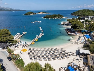 Day Trip to Gjirokastra, Saranda, and Ksamil from Tirana