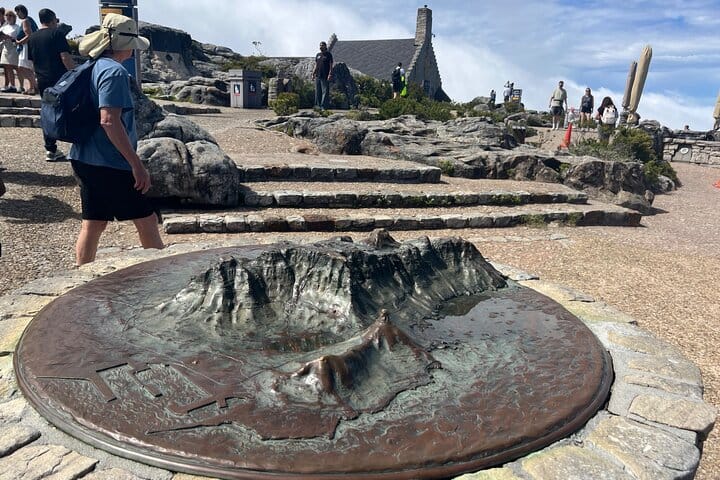 Cape Town City Sightseeing and Table Mountain Half-day Tour