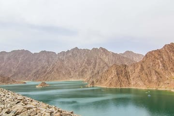 4×4 Hatta Safari to Fossil Rock & Honey Bee Garden visit with Breakfast