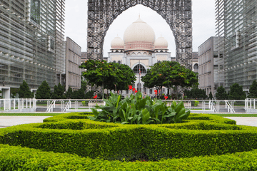 Kuala Lumpur City and Batu Caves Adventure Tour