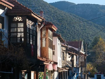 Üzümlü Village