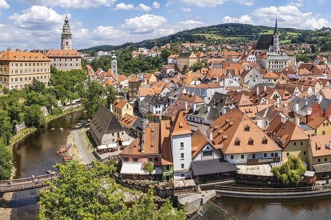 Private Prague to Hallstatt luxury transfer via Cesky Krumlov