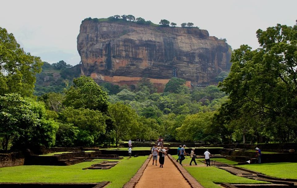 Day Tour to Sigiriya Rock Fortress from Polonnaruwa