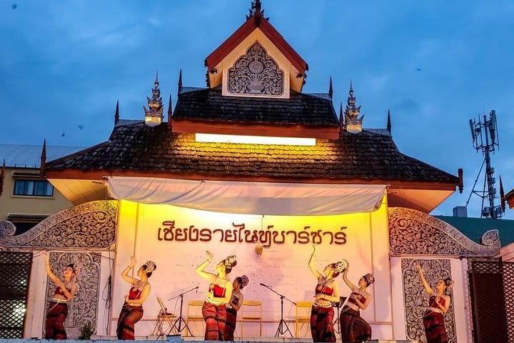 Chiang Rai Night Adventure: Dinner, Cultural Show & Trishaw Ride 4