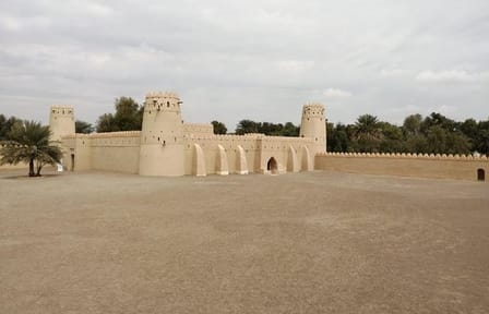 Al Ain city sightseeing small group day tour from Dubai
