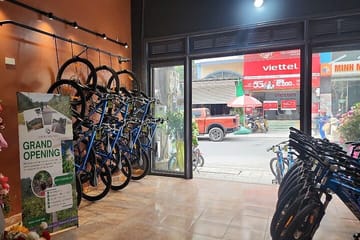 Bike Tour and Caving Adventure in Cat Ba National Park