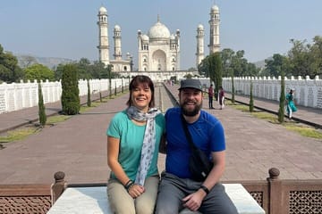 14-Day Cultural Tour of Aihole, Ajanta, and Goa Beaches