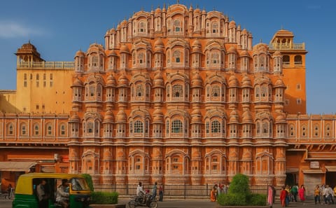 Luxury 3-Day Golden Triangle Tour: Delhi, Agra, Jaipur