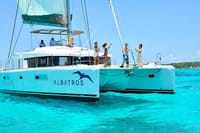 Isla Mujeres 4-in-1 Catamaran: Snorkel, Beach Club & Open Bar 8
