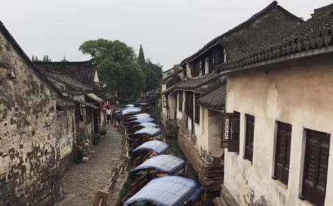 Zhouzhuang Water Village Tour with Gondola Cruise from Shanghai