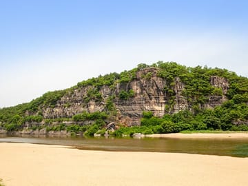 Booyongdae cliff