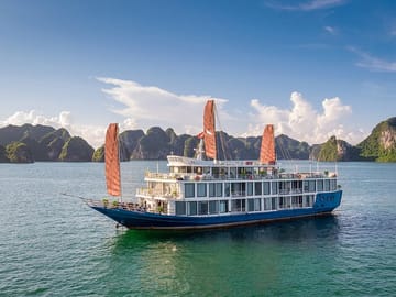 Verdure Lotus Classic Cruise in Halong Bay & Lan Ha Bay (2D1N)