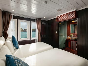 Bai Tu Long Bay Overnight Cruise from Hanoi Inlcuded Transfer