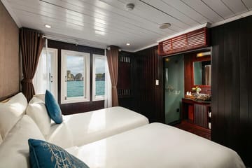 Bai Tu Long Bay Overnight Cruise from Hanoi Inlcuded Transfer