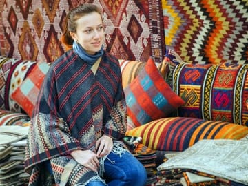 Private Guided Carpet Shopping Tour in Istanbul Bazaars