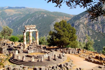 8-Day Ancient Greece Tour with French-Speaking Guide