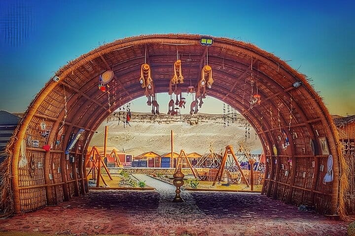 Cairo VIP Night in Giza: Bedouin Dinner, Live Show & Photographer