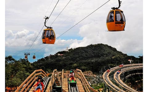 Culinary Tour of Hoi An and Golden Bridge in Da Nang