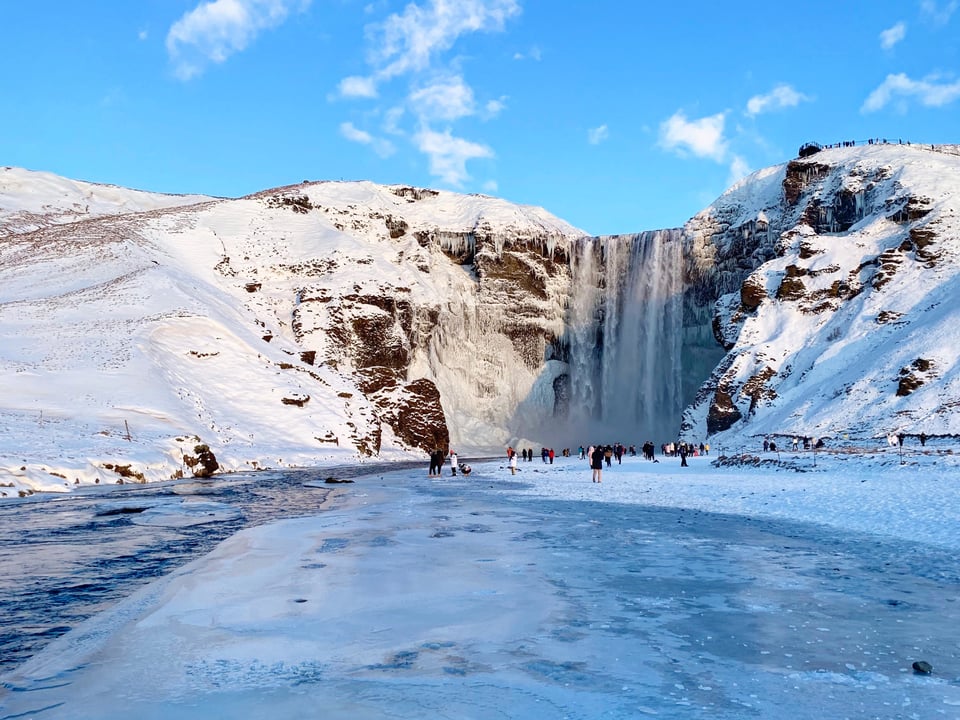 9-Day Winter Hiking & Sightseeing Ring Road Tour — Viking Women
