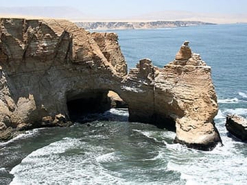 Three-Day Paracas and Ballestas Islands Tour Package