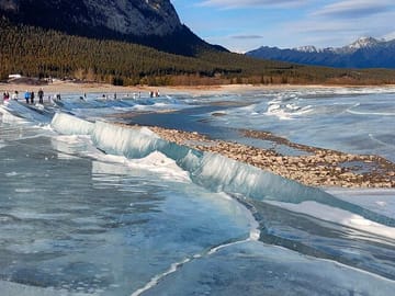 5-Day Rocky Mountain Adventure Tour in Banff and Moraine Lake