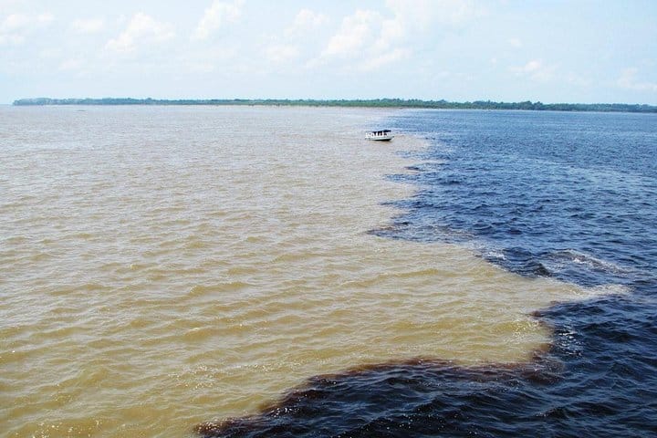 Meeting of the waters boat