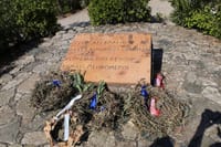 Monument Kolonos Hill