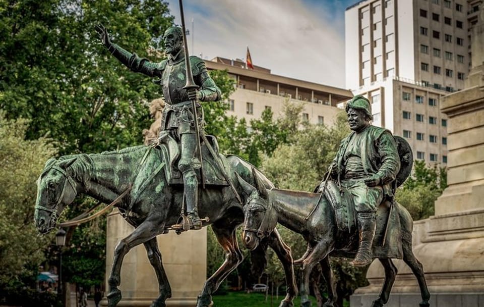 Cultural Bus Tour of Madrid's Art and Literary Heritage