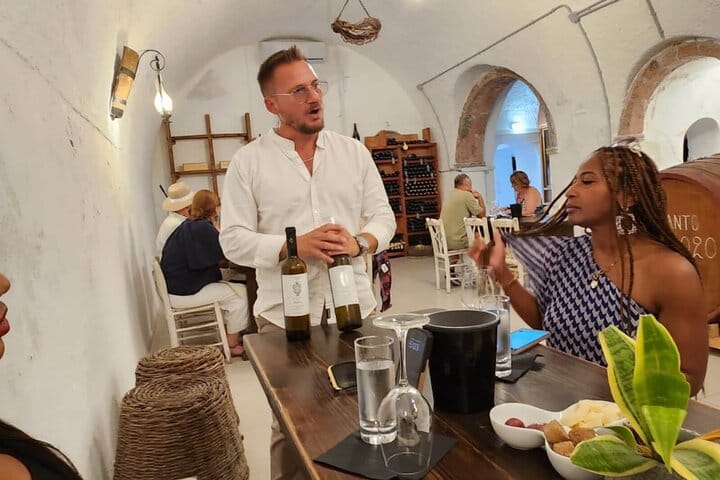 Santorini wine tour