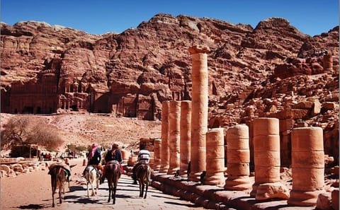 Private Day Trip to Petra from Amman with Sightseeing