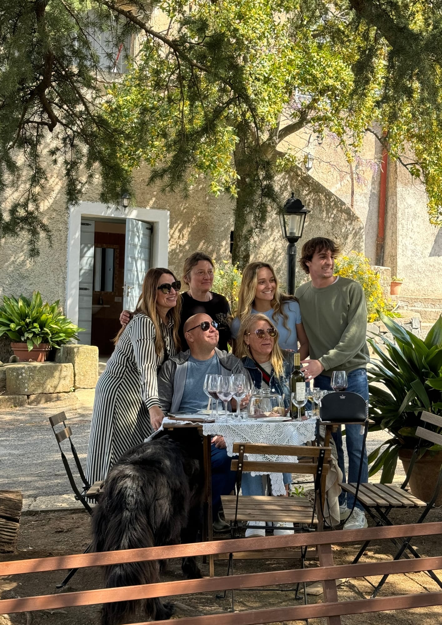 An authentic Frascati DOCG wine experience rooted in family-run vineyards.