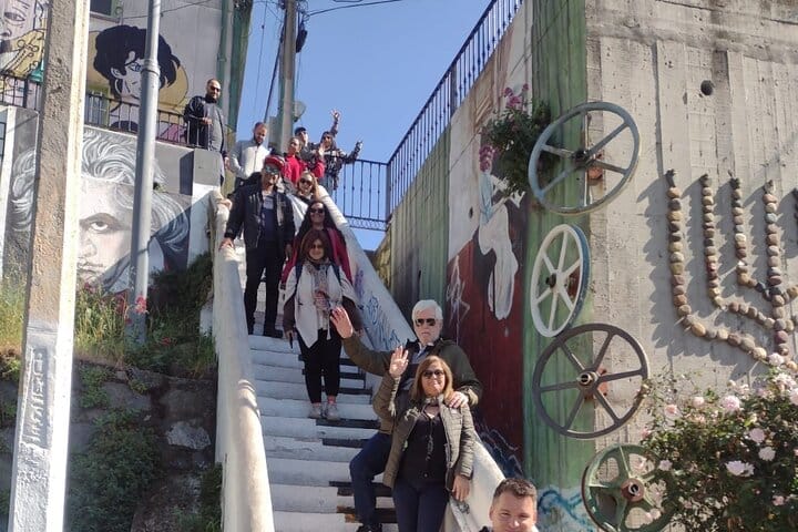 Tour Valparaiso Viña del Mar Reñaca Beach from Santiago.