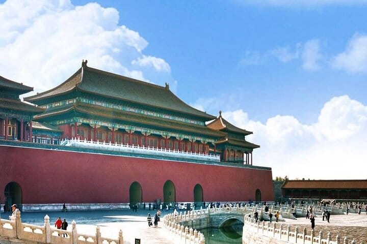 Beijing Forbidden City and Badaling Great Wall private day tour. 7