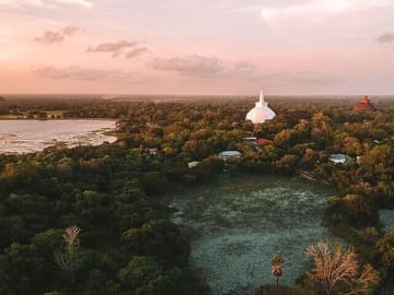 Sri Lanka 14 Day Scenic Tour with Entry and Adventures Fees