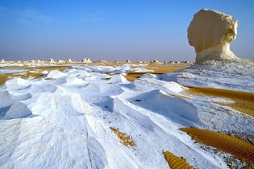 1 Night , 2 Days Bahariya Oasis Camp and Desert Tour Near Cairo