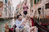 Gondola Ride with violinist and champagne 3