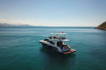 Alanya Private Yacht Tour with Lunch, Soft Beverage & Transfer
