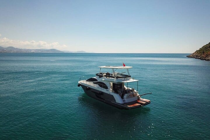 Alanya Private Yacht Tour with Lunch, Soft Beverage & Transfer 5