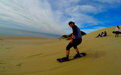 Buggy Rides and Sandboarding Adventure in Paracas, Peru