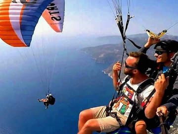 Tandem Paragliding Adventure Over Alanya's Stunning Landscapes