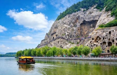 Luoyang City Highlights Tour with Museums and Lunch