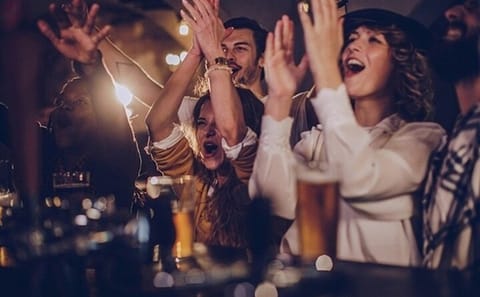 Florence Nightlife Walking Tour with Club Entry and Shots
